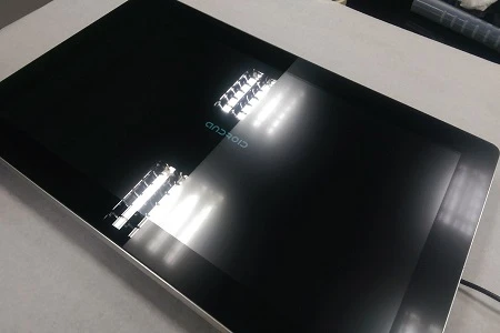Application of anti-reflective glass